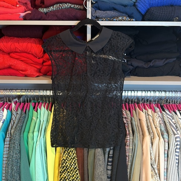 Express black lace short sleeve collared top size XS - Picture 1 of 3